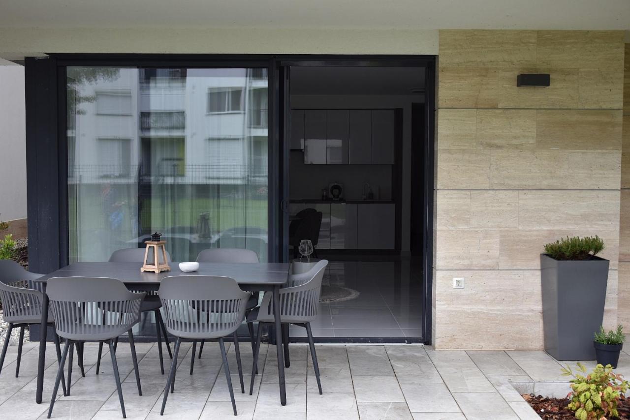 Limerence Apartments Шіофок Екстер'єр фото