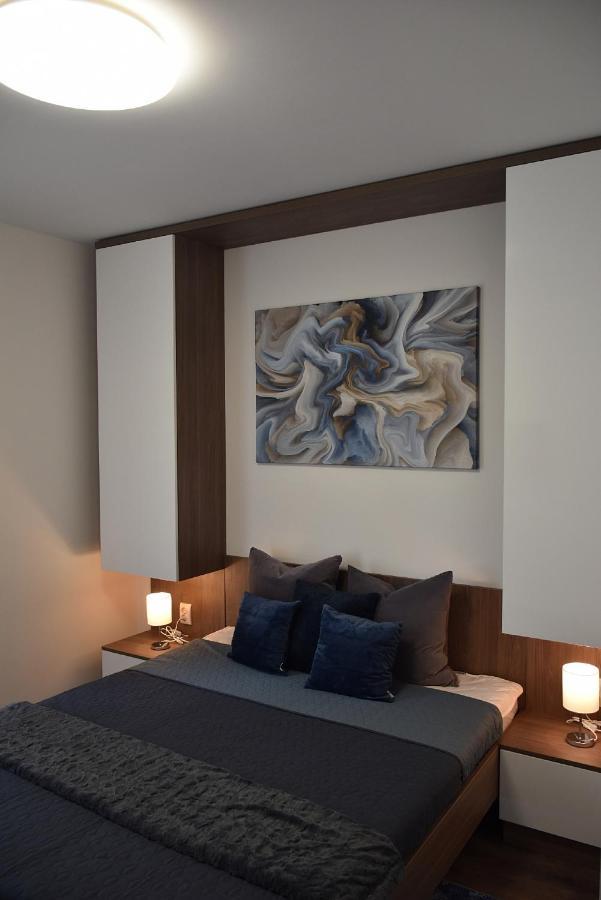 Limerence Apartments Шіофок Екстер'єр фото