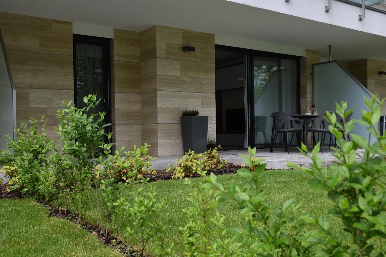 Limerence Apartments Шіофок Екстер'єр фото