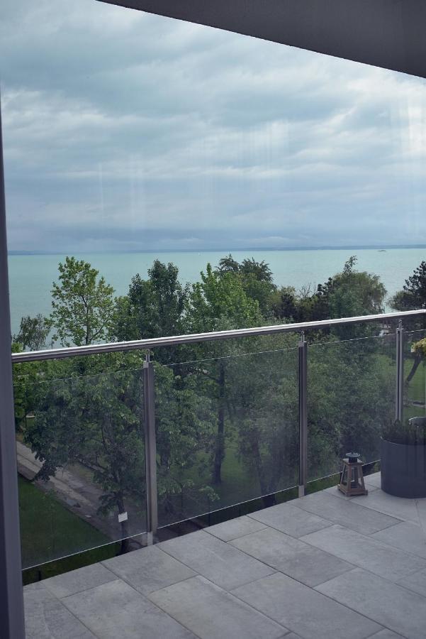 Limerence Apartments Шіофок Екстер'єр фото
